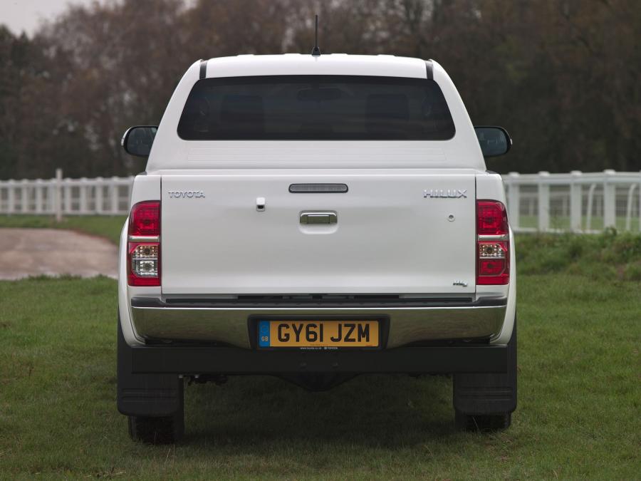  Toyota Hilux Double Cab 2011 года  (UK) (фото 24 из 30)
